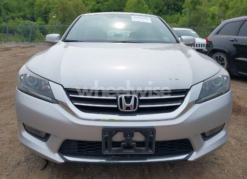 Photo 13 of 2014 Honda Accord EX-L (VIN 1HGCR2F84EA228310)