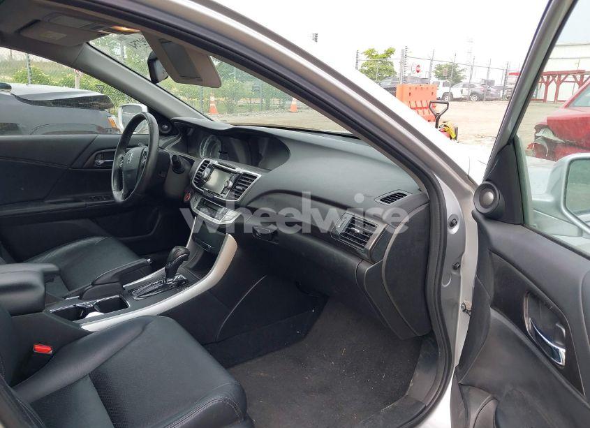 Photo 5 of 2014 Honda Accord EX-L (VIN 1HGCR2F84EA228310)