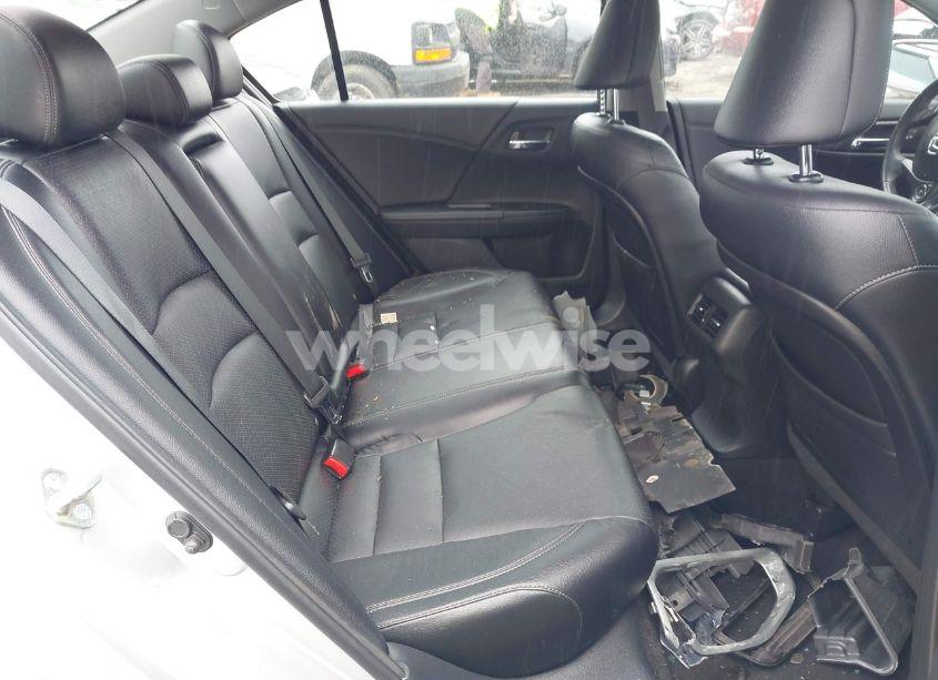 Photo 8 of 2014 Honda Accord EX-L (VIN 1HGCR2F84EA303409)