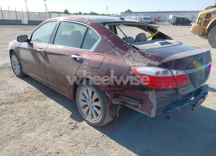 Photo 3 of 2015 Honda Accord EX-L (VIN 1HGCR2F84FA017030)