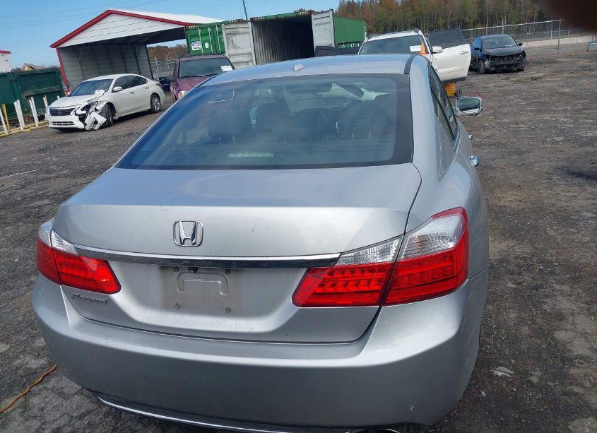 Photo 15 of 2015 Honda Accord EX-L (VIN 1HGCR2F84FA035740)