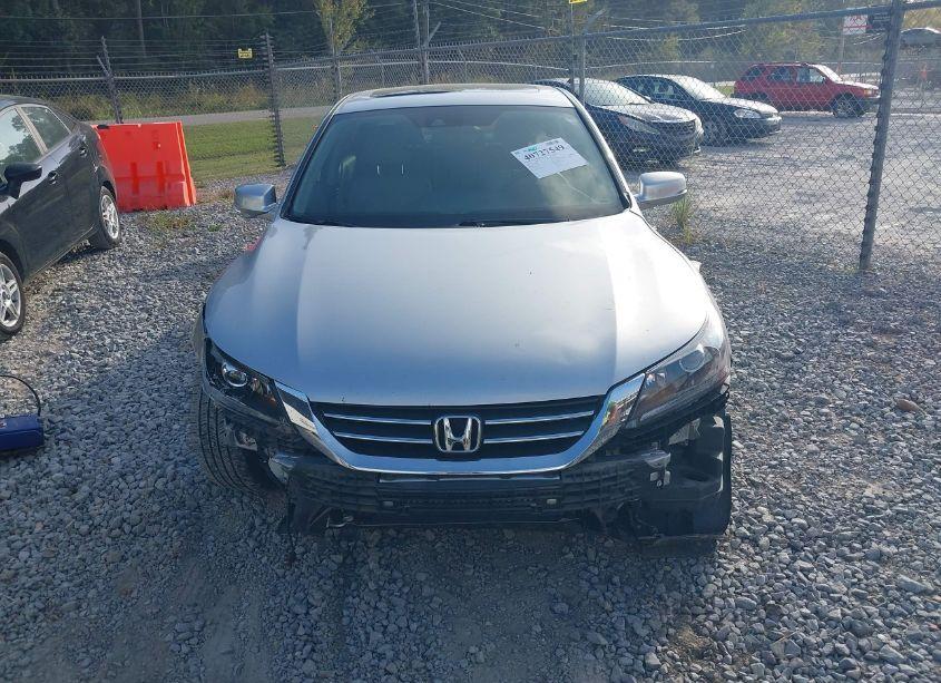 Photo 13 of 2015 Honda Accord EX-L (VIN 1HGCR2F84FA068706)