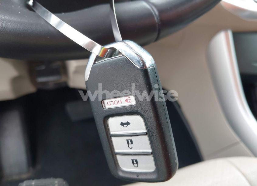 Photo 11 of 2015 Honda Accord EX-L (VIN 1HGCR2F84FA094660)