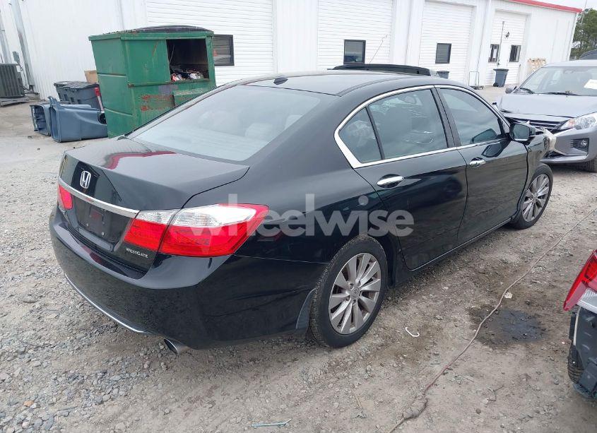 Photo 4 of 2015 Honda Accord EX-L (VIN 1HGCR2F84FA094660)