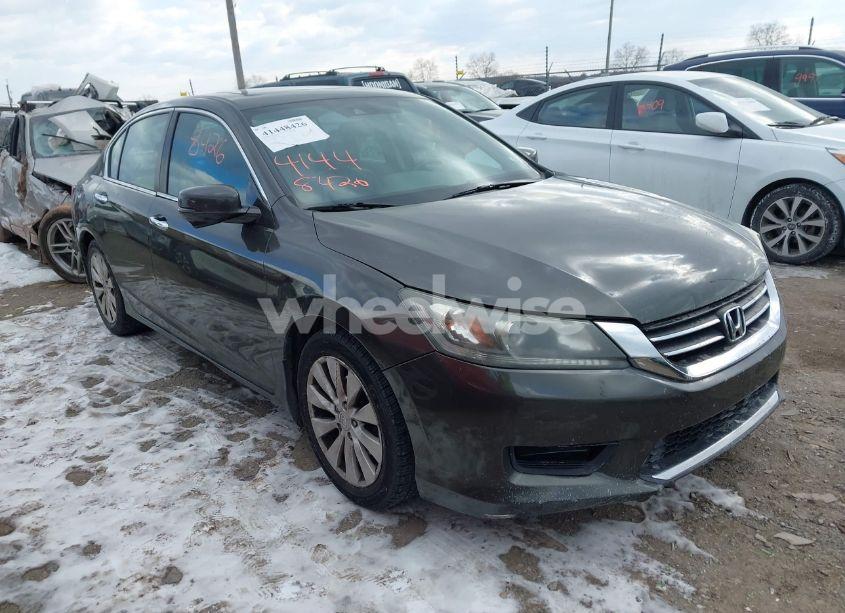 2015 Honda Accord EX-L (VIN 1HGCR2F84FA109349) main photo