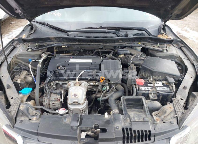 Photo 10 of 2015 Honda Accord EX-L (VIN 1HGCR2F84FA109349)