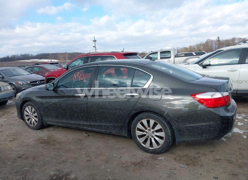 Photo 14 of 2015 Honda Accord EX-L (VIN 1HGCR2F84FA109349)