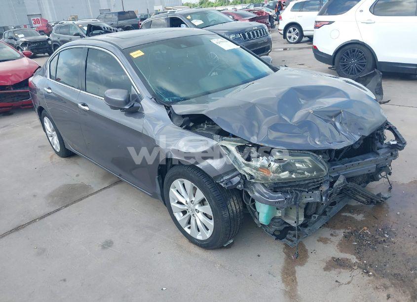 2015 Honda Accord EX-L (VIN 1HGCR2F84FA117385) main photo
