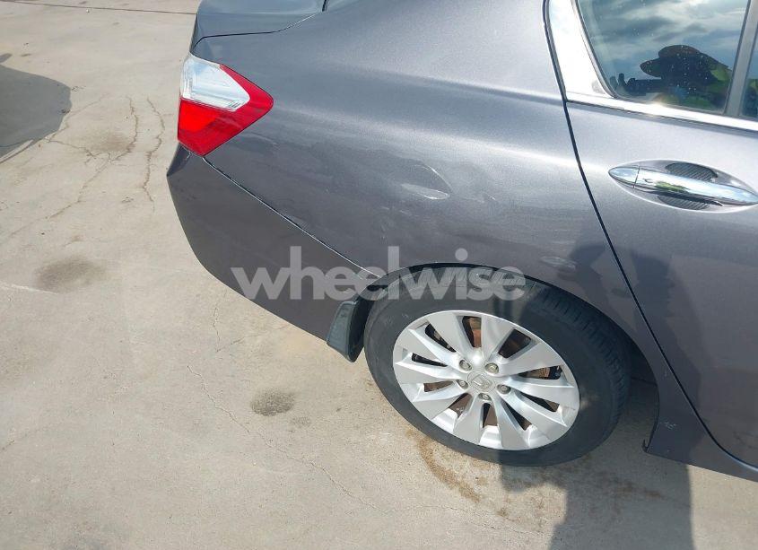 Photo 19 of 2015 Honda Accord EX-L (VIN 1HGCR2F84FA117385)