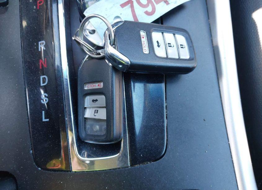 Photo 11 of 2015 Honda Accord EX-L (VIN 1HGCR2F84FA144070)