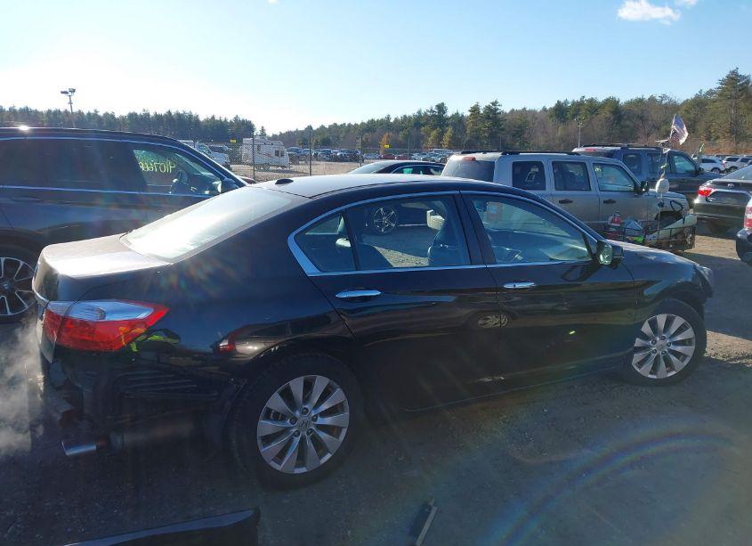 Photo 14 of 2015 Honda Accord EX-L (VIN 1HGCR2F84FA144070)
