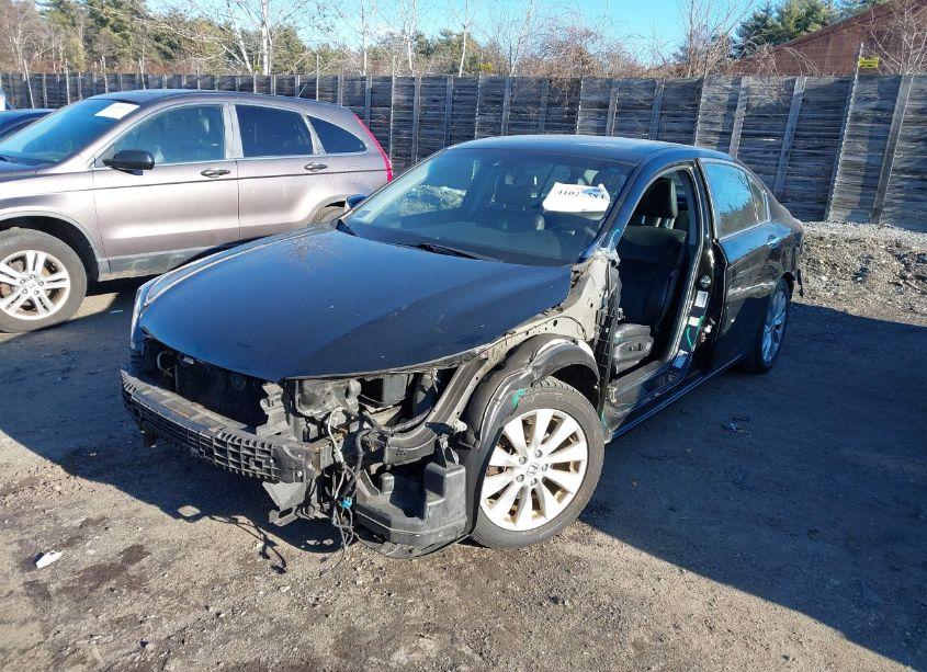 Photo 2 of 2015 Honda Accord EX-L (VIN 1HGCR2F84FA144070)