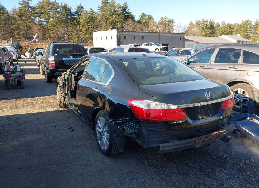 Photo 3 of 2015 Honda Accord EX-L (VIN 1HGCR2F84FA144070)