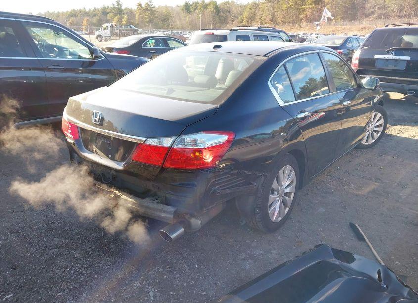 Photo 4 of 2015 Honda Accord EX-L (VIN 1HGCR2F84FA144070)