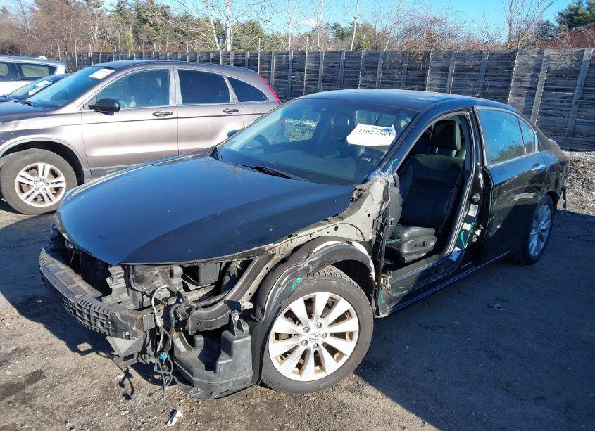 Photo 6 of 2015 Honda Accord EX-L (VIN 1HGCR2F84FA144070)