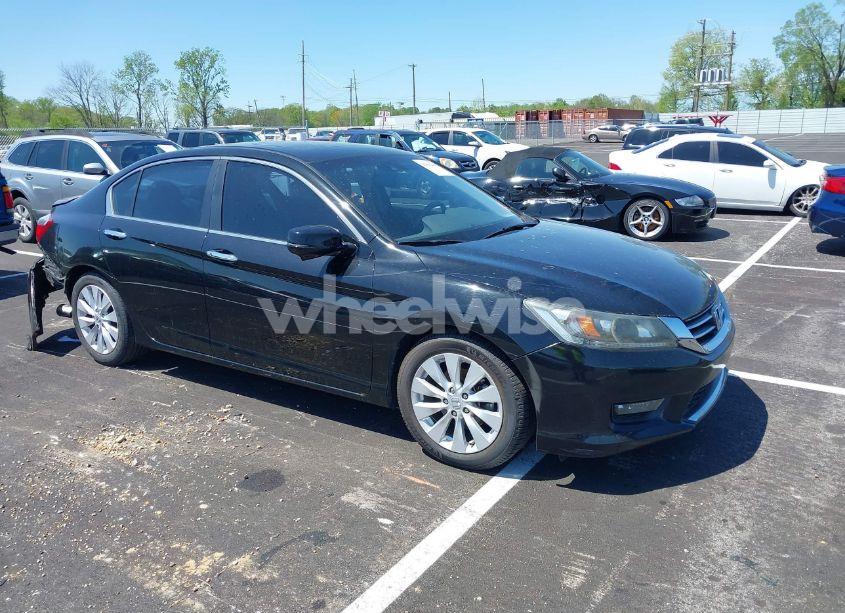 2015 Honda Accord EX-L (VIN 1HGCR2F84FA168076) main photo