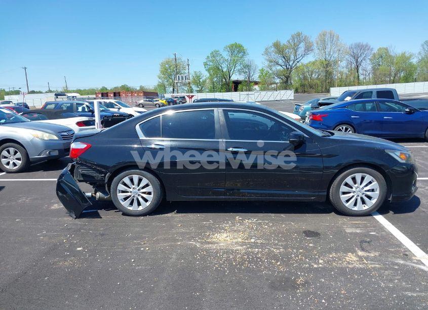 Photo 13 of 2015 Honda Accord EX-L (VIN 1HGCR2F84FA168076)
