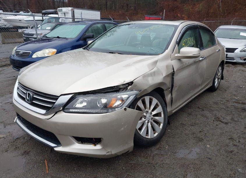 Photo 6 of 2015 Honda Accord EX-L (VIN 1HGCR2F84FA210620)