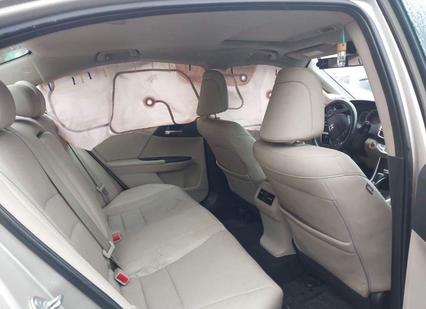 Photo 8 of 2015 Honda Accord EX-L (VIN 1HGCR2F84FA210620)