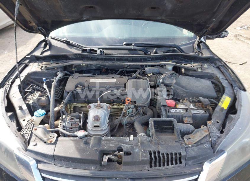 Photo 10 of 2015 Honda Accord EX-L (VIN 1HGCR2F84FA269862)