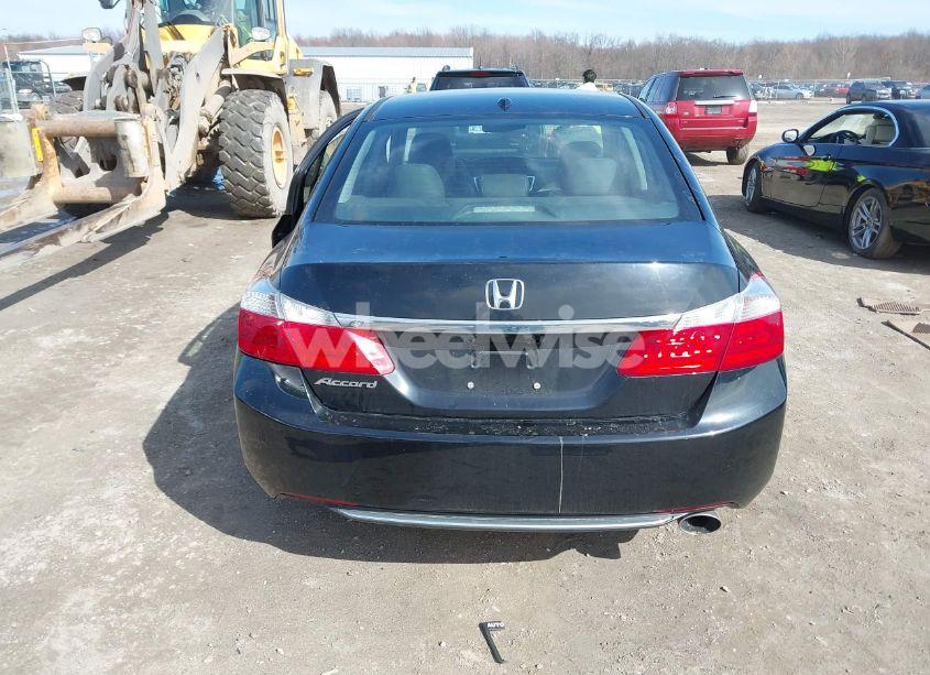 Photo 15 of 2015 Honda Accord EX-L (VIN 1HGCR2F84FA269862)