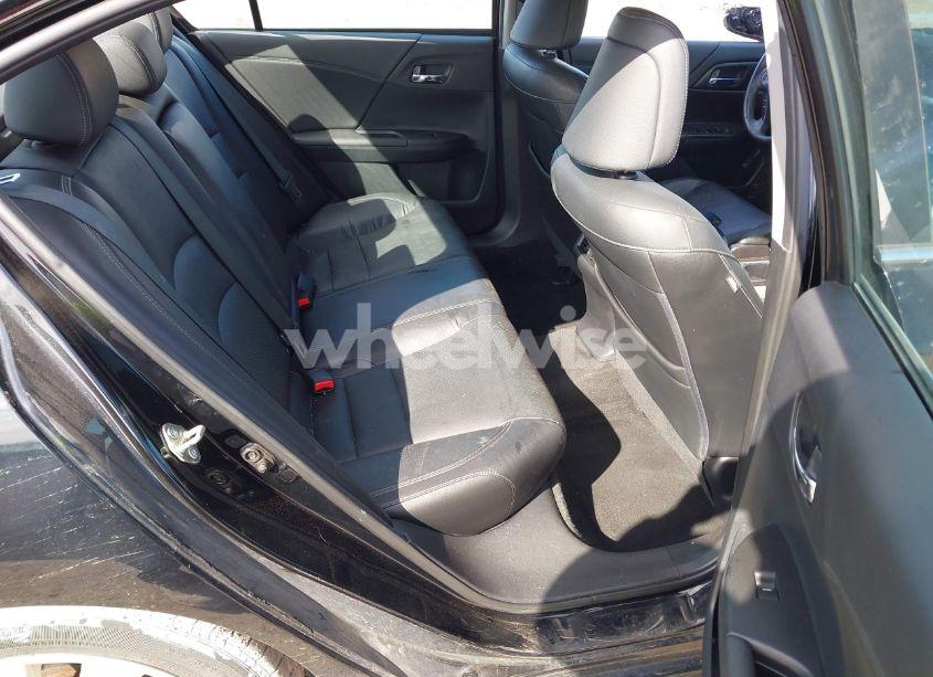 Photo 8 of 2015 Honda Accord EX-L (VIN 1HGCR2F84FA269862)