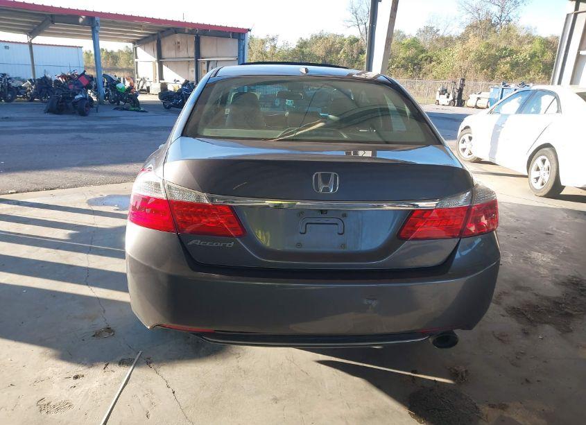 Photo 16 of 2015 Honda Accord EX-L (VIN 1HGCR2F84FA272812)