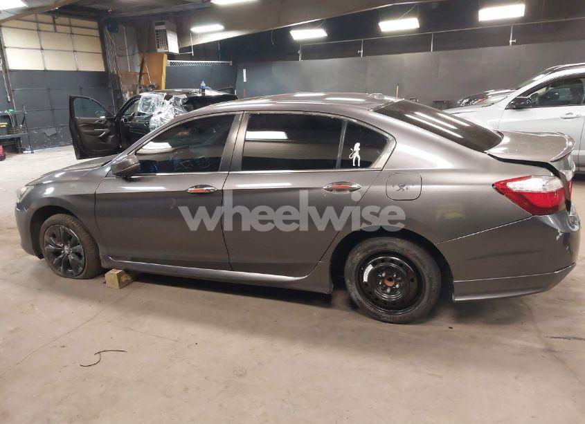 Photo 14 of 2015 Honda Accord EX-L (VIN 1HGCR2F84FA275998)