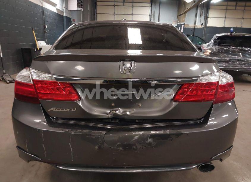 Photo 16 of 2015 Honda Accord EX-L (VIN 1HGCR2F84FA275998)