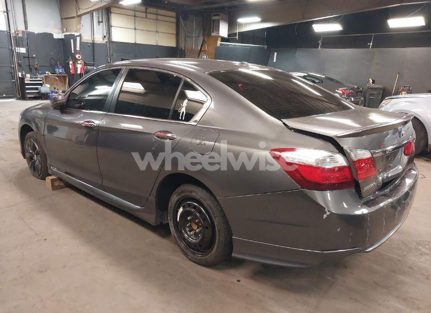 Photo 3 of 2015 Honda Accord EX-L (VIN 1HGCR2F84FA275998)