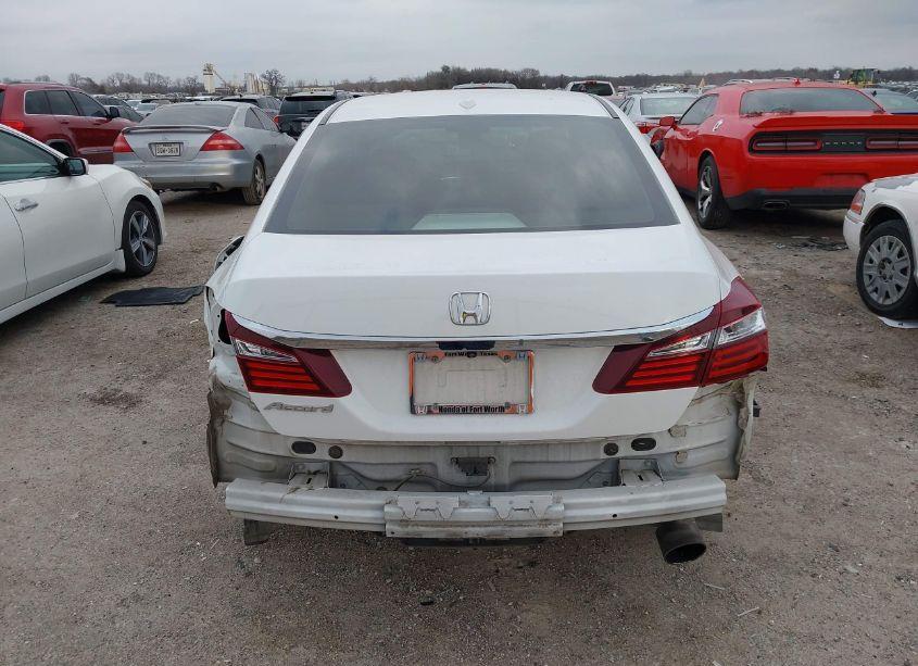 Photo 17 of 2016 Honda Accord EX-L (VIN 1HGCR2F84GA055679)