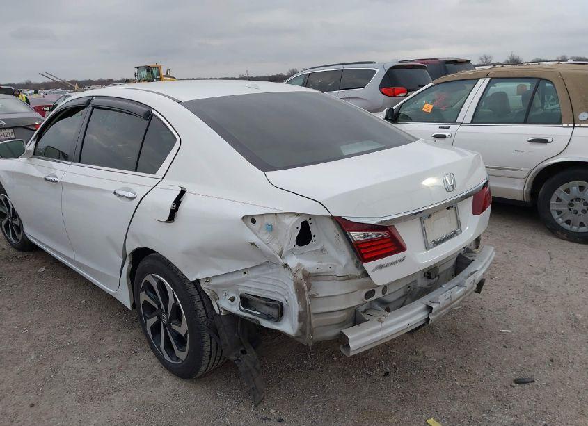 Photo 6 of 2016 Honda Accord EX-L (VIN 1HGCR2F84GA055679)