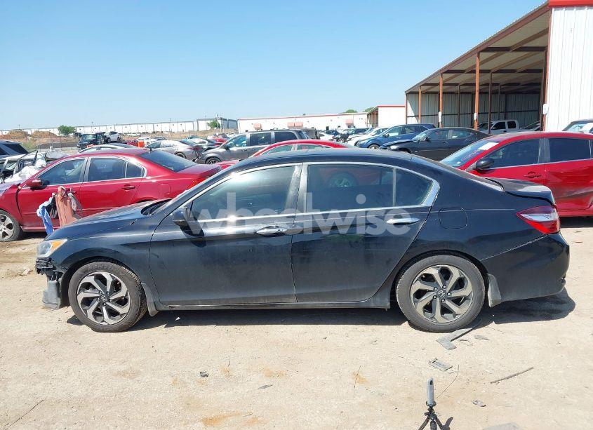 Photo 14 of 2016 Honda Accord EX-L (VIN 1HGCR2F84GA126752)