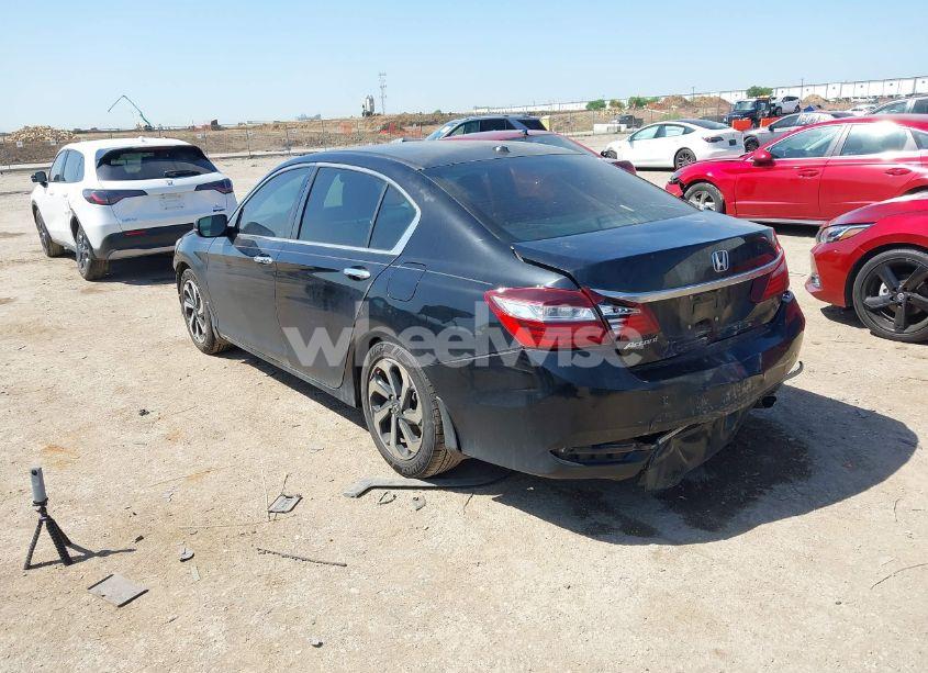 Photo 3 of 2016 Honda Accord EX-L (VIN 1HGCR2F84GA126752)