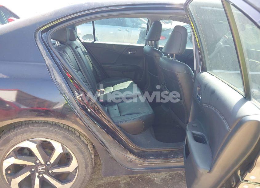 Photo 8 of 2016 Honda Accord EX-L (VIN 1HGCR2F84GA126752)