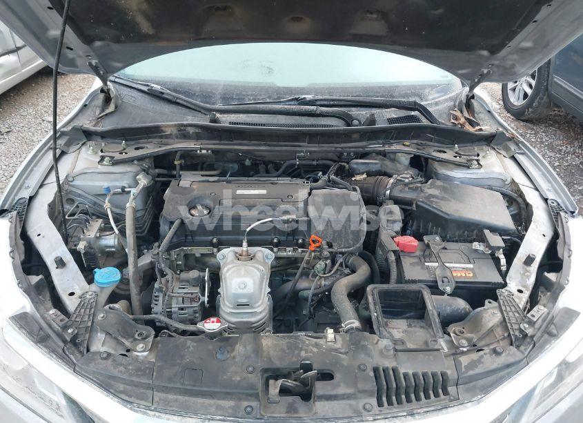 Photo 10 of 2016 Honda Accord EX-L (VIN 1HGCR2F84GA133913)