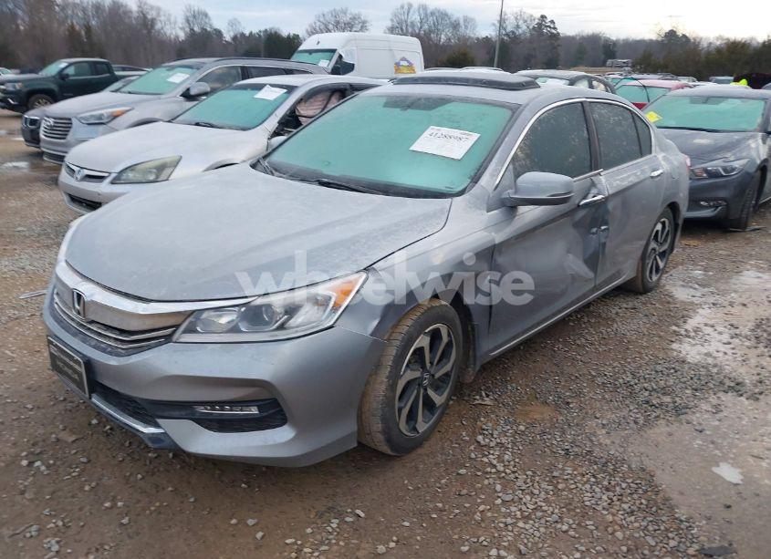 Photo 2 of 2016 Honda Accord EX-L (VIN 1HGCR2F84GA133913)
