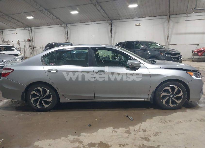 Photo 13 of 2016 Honda Accord EX-L (VIN 1HGCR2F84GA134415)