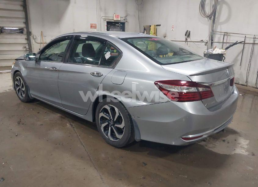 Photo 3 of 2016 Honda Accord EX-L (VIN 1HGCR2F84GA134415)