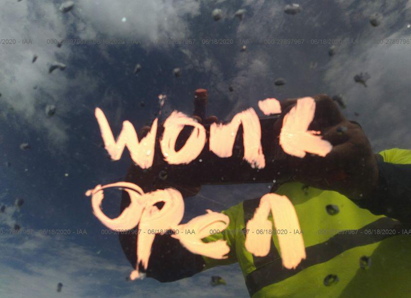 Photo 10 of 2016 Honda Accord EX-L (VIN 1HGCR2F84GA137766)