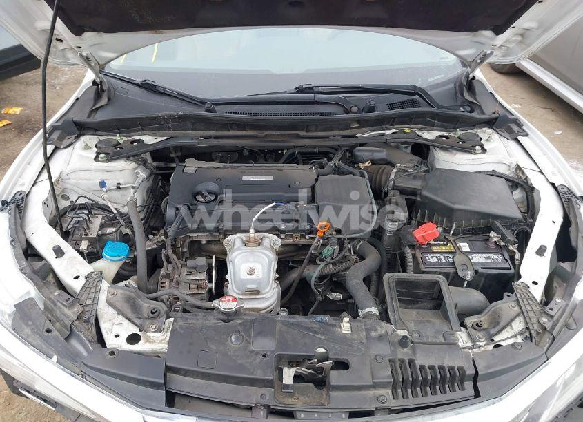 Photo 10 of 2016 Honda Accord EX-L (VIN 1HGCR2F84GA168029)