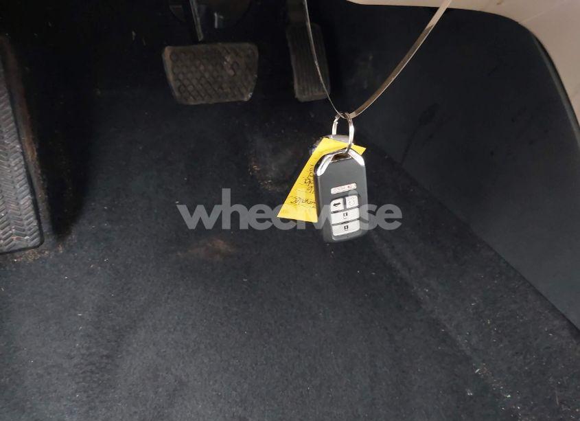 Photo 11 of 2016 Honda Accord EX-L (VIN 1HGCR2F84GA168029)