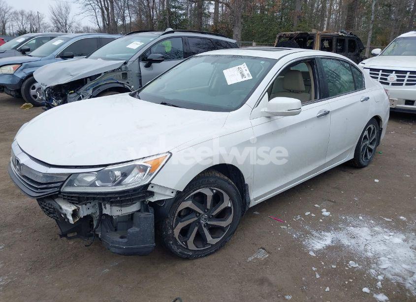 Photo 2 of 2016 Honda Accord EX-L (VIN 1HGCR2F84GA168029)