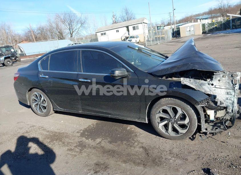 Photo 13 of 2016 Honda Accord EX-L (VIN 1HGCR2F84GA248074)