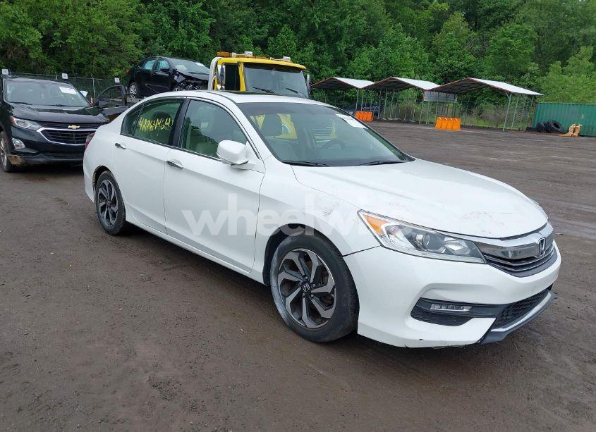 2017 Honda Accord EX-L (VIN 1HGCR2F84HA005866) main photo