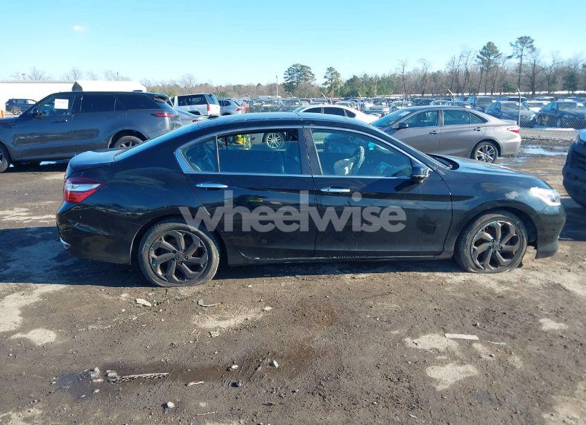Photo 13 of 2017 Honda Accord EX-L (VIN 1HGCR2F84HA008962)
