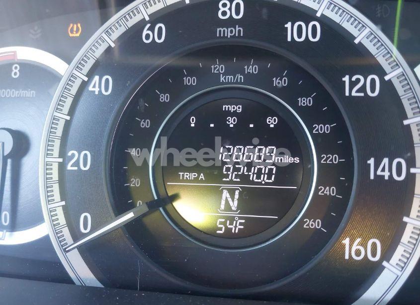 Photo 15 of 2017 Honda Accord EX-L (VIN 1HGCR2F84HA008962)