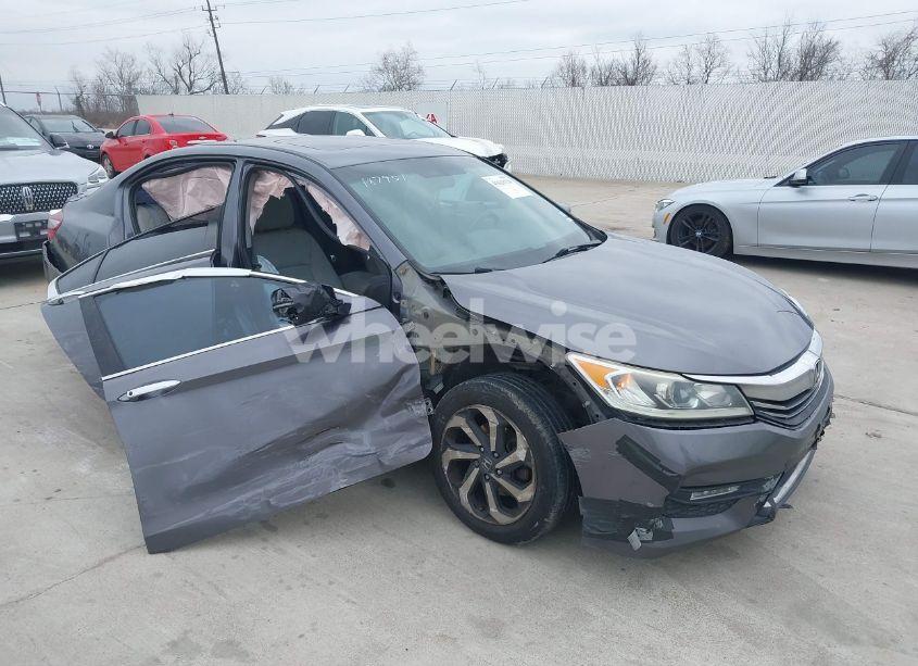 2017 Honda Accord EX-L (VIN 1HGCR2F84HA031819) main photo