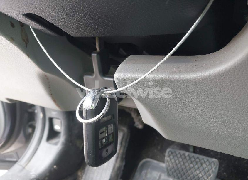 Photo 11 of 2017 Honda Accord EX-L (VIN 1HGCR2F84HA031819)