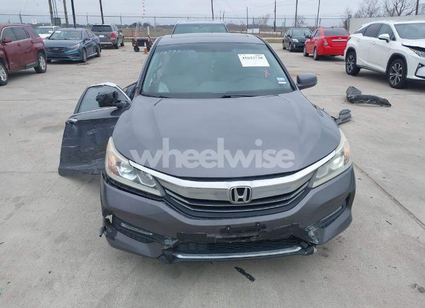 Photo 13 of 2017 Honda Accord EX-L (VIN 1HGCR2F84HA031819)